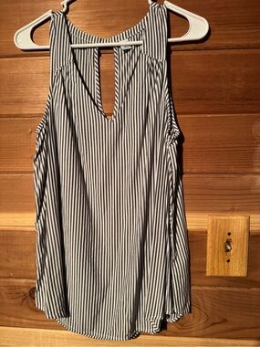 Old Navy Gray and White Striped Sleeveless Top